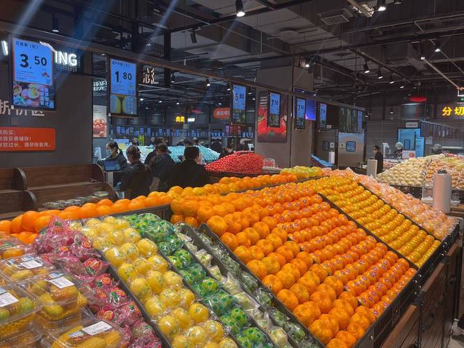 台北——好市多（Costco）周三宣布，已达成一项协议，以约12亿美元的价格收购其台湾合资企业的全部所有权，因为这家会员制仓储零售商希望简化其业务并提升国际增长。